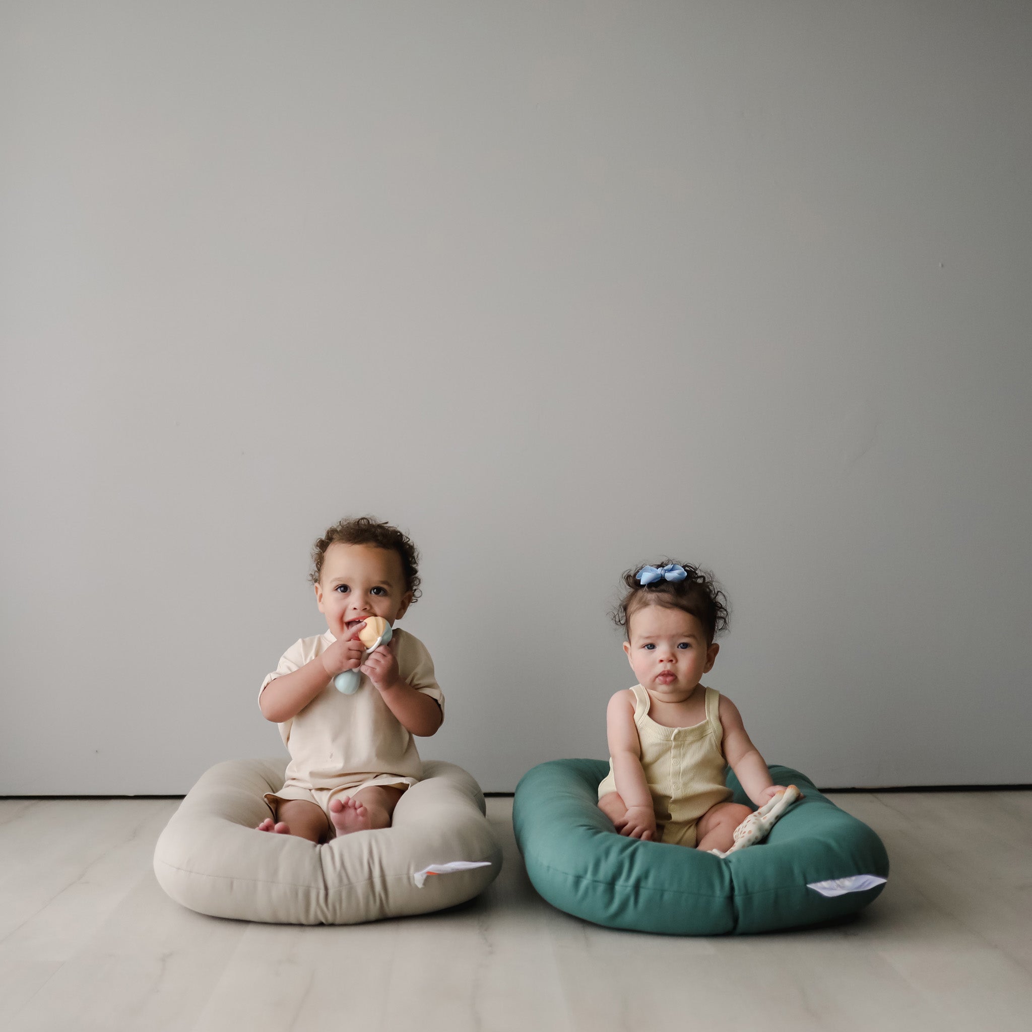 Infant Lounger - Snuggle Me Organic